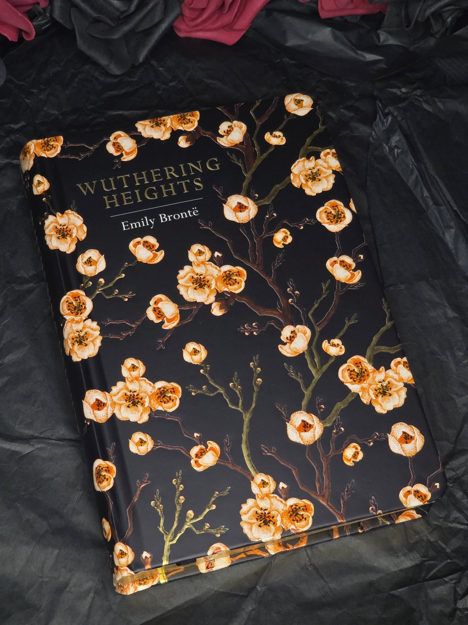 Wuthering Heights, by Emily Brontë - Book - The Dark Rose Emporium