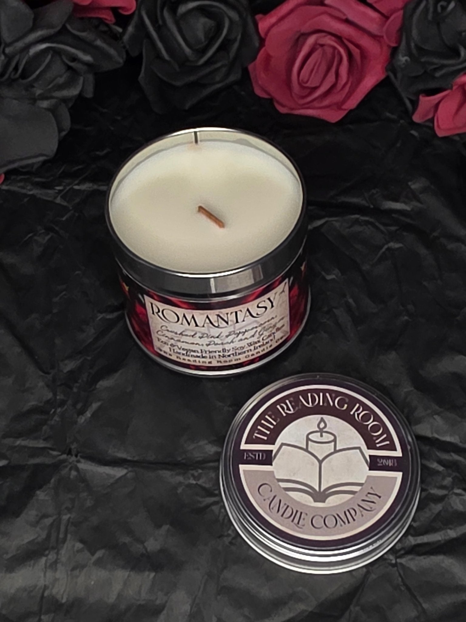 Romantasy – Scented Soy Candle - The Dark Rose Emporium