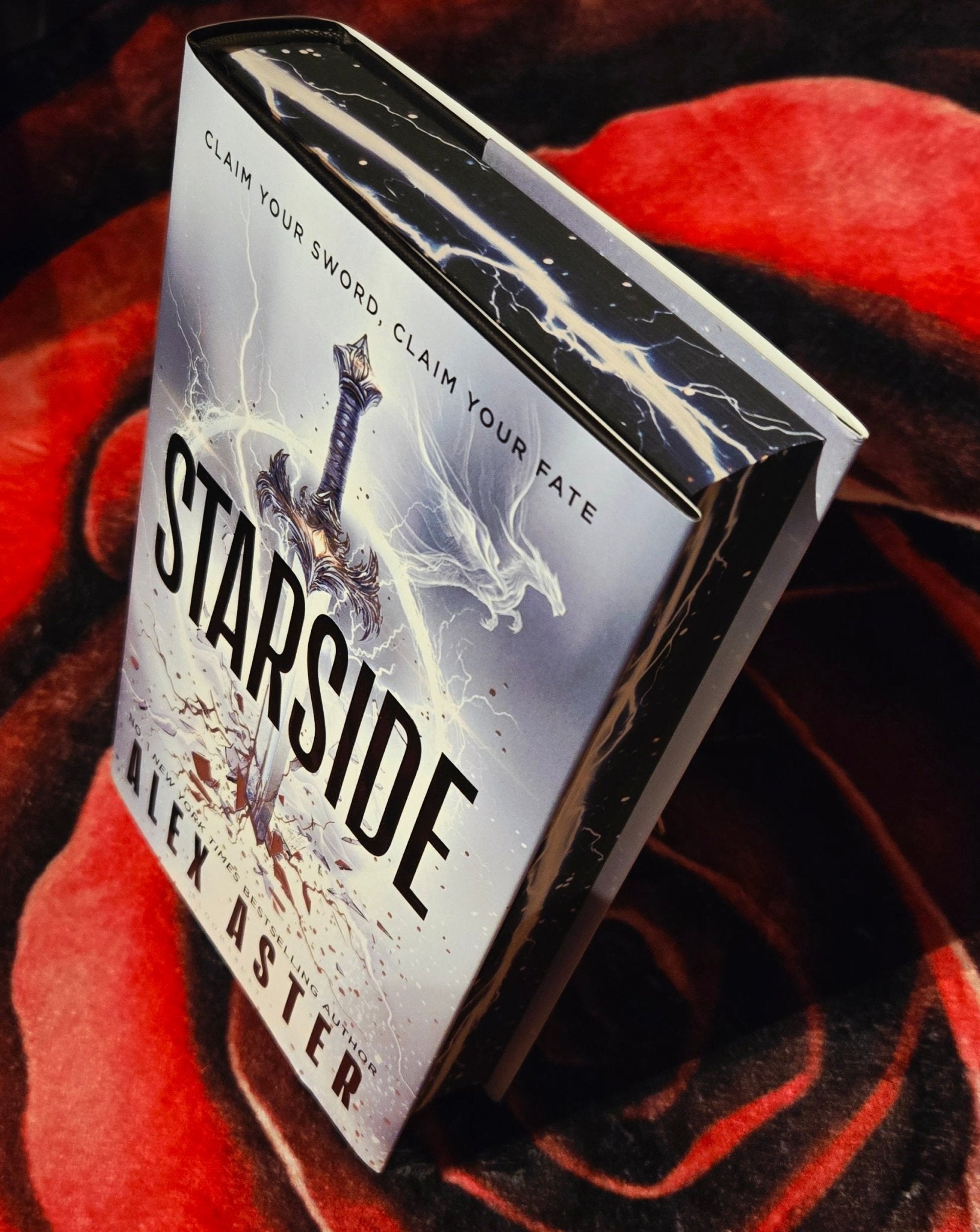 Starside, by Alex Aster (hardback, english edition) - Book - The Dark Rose Emporium
