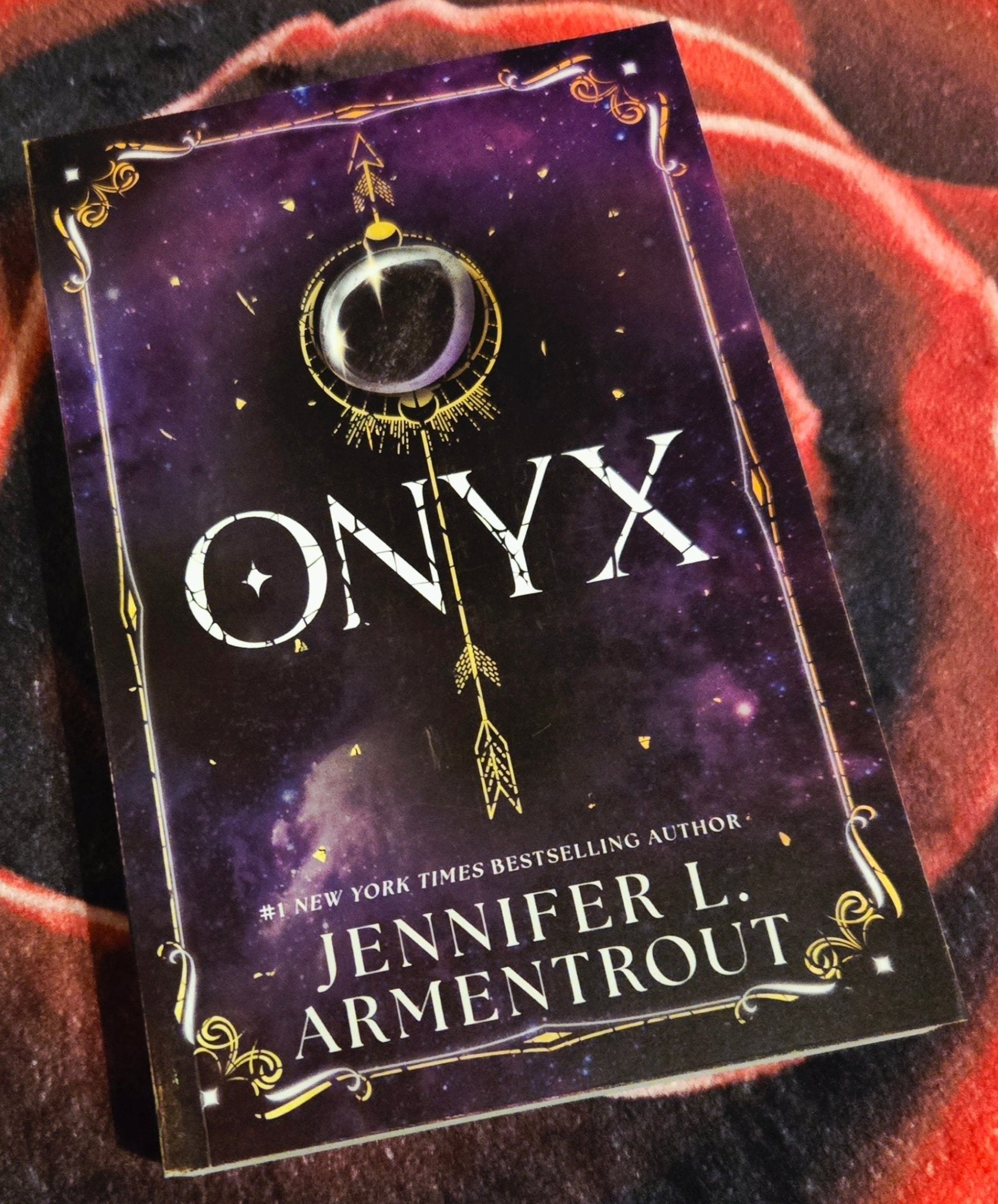 Onyx (Lux 2), by Jennifer L. Armentrout (softback, english edition) - Book - The Dark Rose Emporium